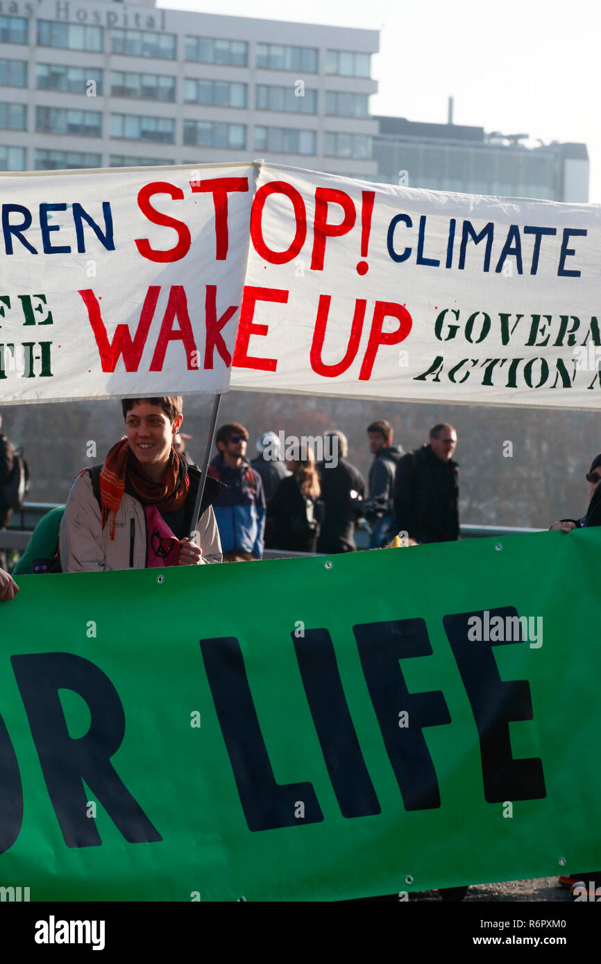 Extinction Rebellion demonstration drawing politicians and the public's attention to the serious issues of Climate Cnange .5 main bridges across River Stock Photo