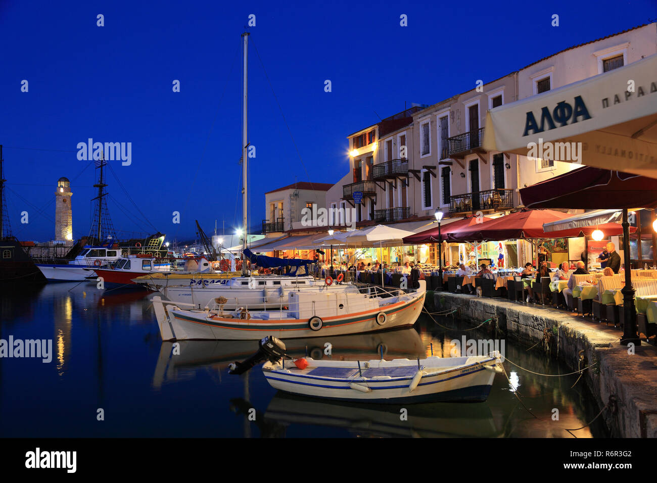 Kreta, Hafenstadt Rethymno, Abendstimmung am Venezianischen Hafen Stock Photo