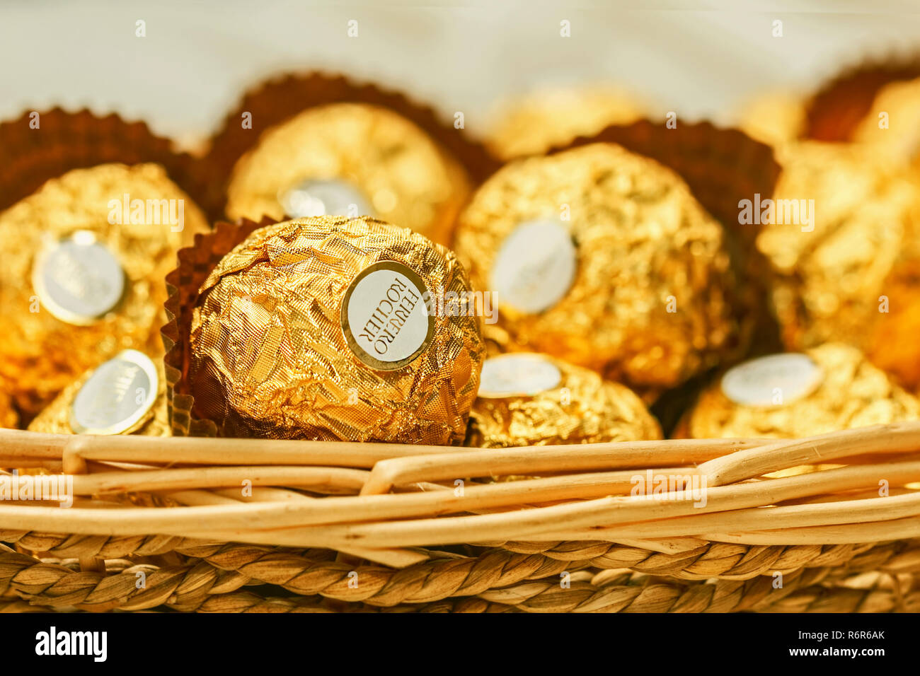 Ferrero Rocher Chocolates Hi-res Stock Photography And Images - Alamy