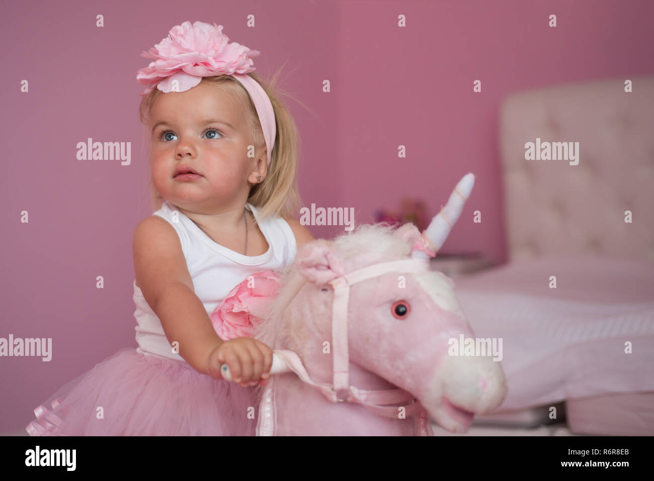 Her Best Friend Hair Accessory Small Blond Girl Ride Toy Horse