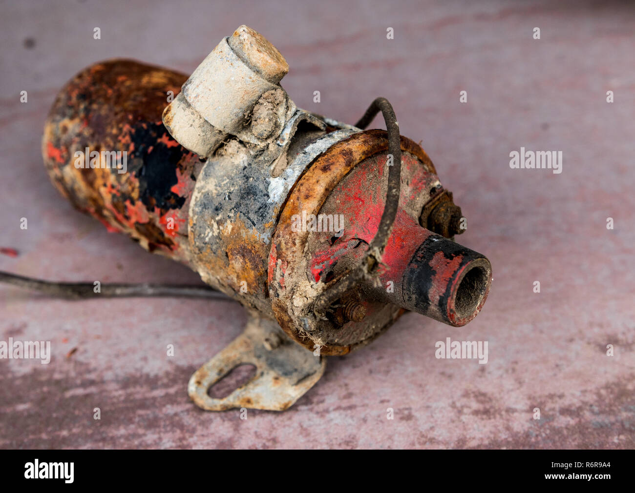 Ignition coil hires stock photography and images Alamy