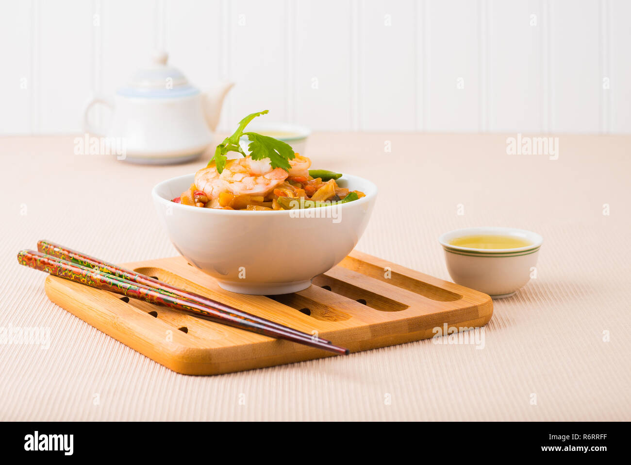 Rice Noodles and Shrimp Stock Photo - Alamy