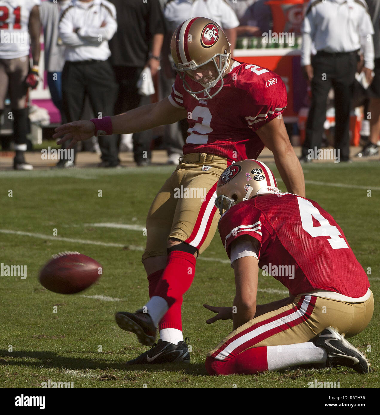 San Francisco, California, USA. 9th Oct, 2011. San Francisco 49ers kicker David Akers (2) kicks field goal with punter Andy Lee (4) holding on Sunday, October 9, 2011 at Candlestick Park, San Francisco, California. The 49ers defeated the Buccaneers 48-3. Credit: Al Golub/ZUMA Wire/Alamy Live News Stock Photo