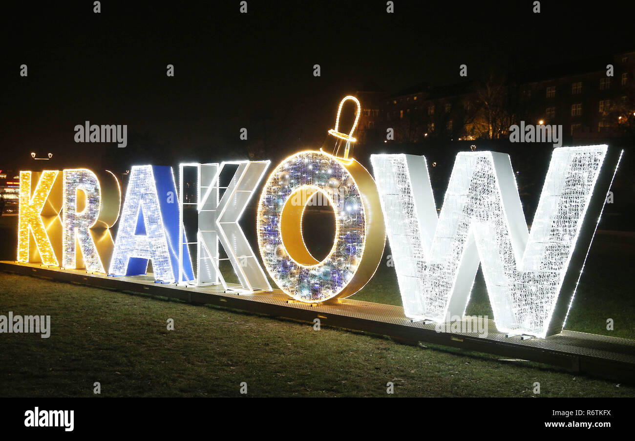 Krakow, Poland. 6th Dec, 2018. Krakow sign seen illuminated. Christmas  illuminations appeared in Krakow and the