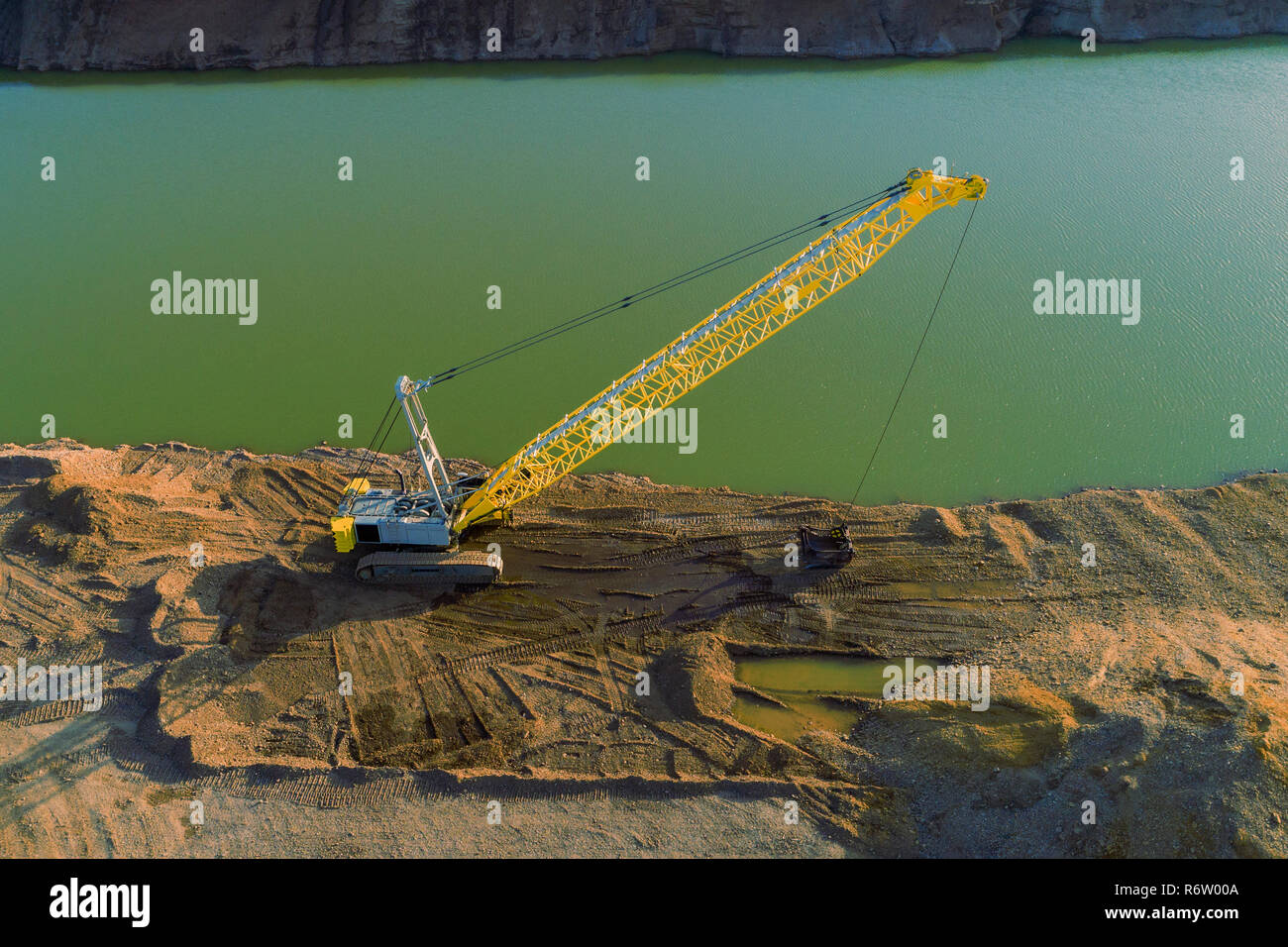 top view of dredging crane Stock Photo: 227971530 - Alamy