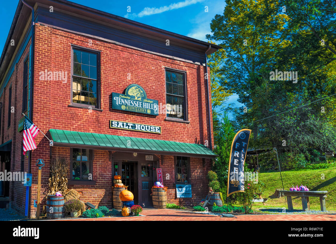 Grocery warehouse hires stock photography and images Alamy