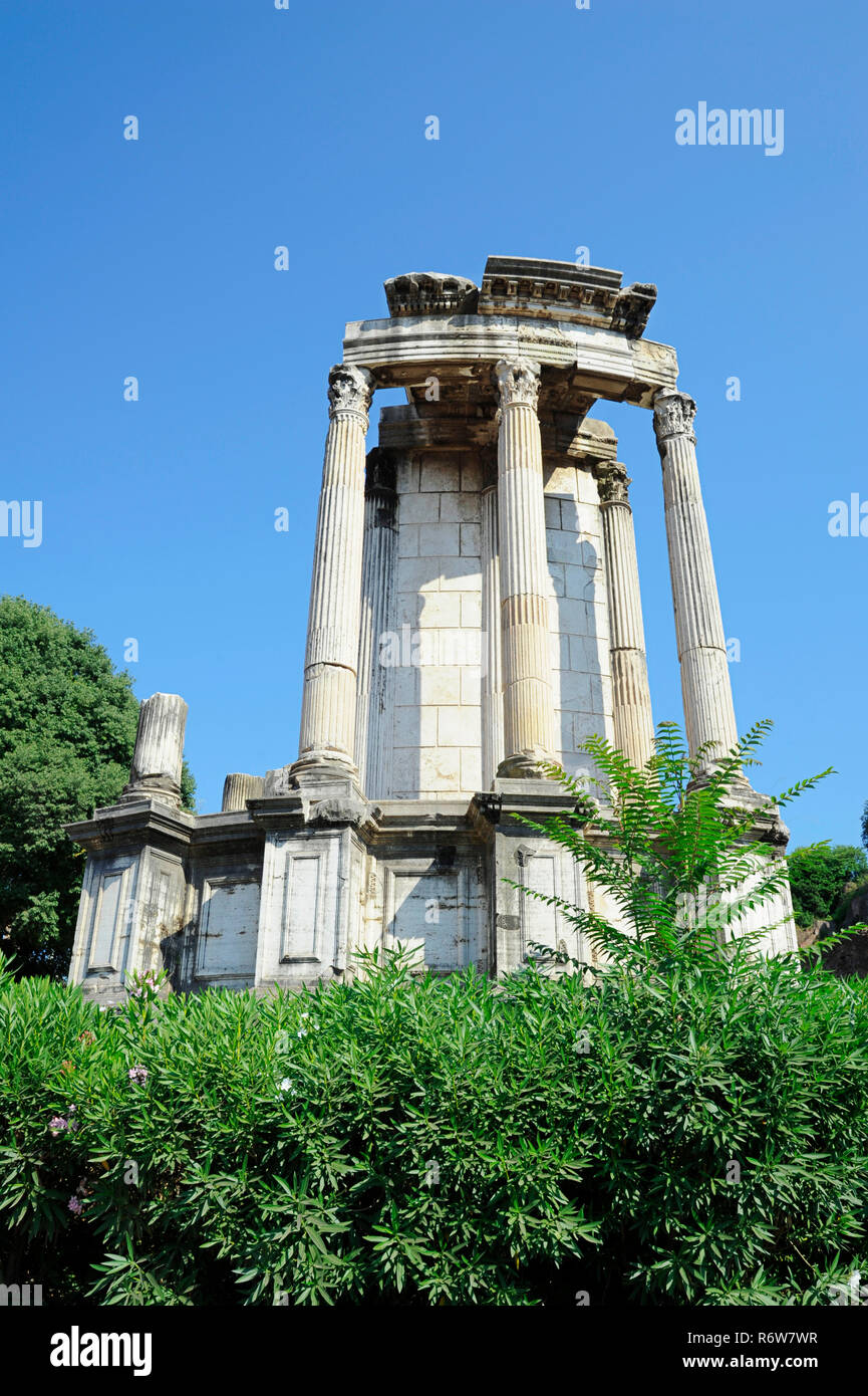 Remains of the ancient circular structure known as Tempio di Vesta