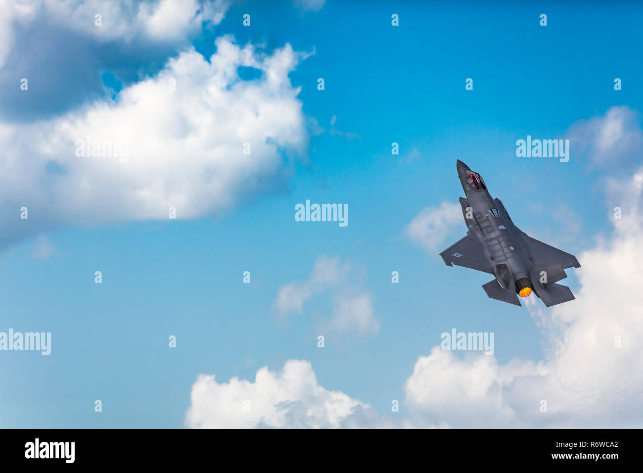 The Lockheed Martin F-35A fighter jet in flight at the 2017 Airshow in Duluth, Minnesota, USA. Stock Photo