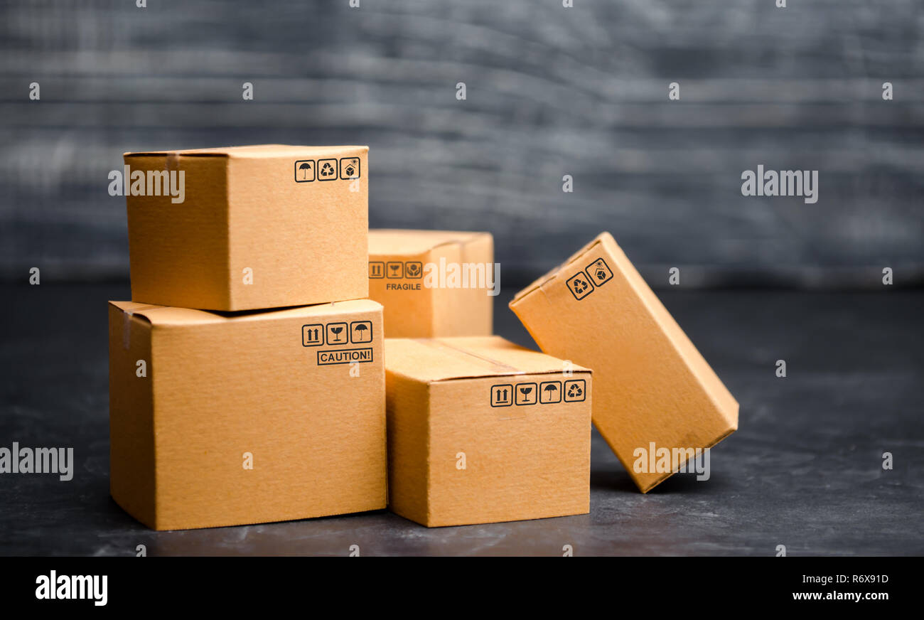Cardboard boxes. The concept of packing goods, sending orders to