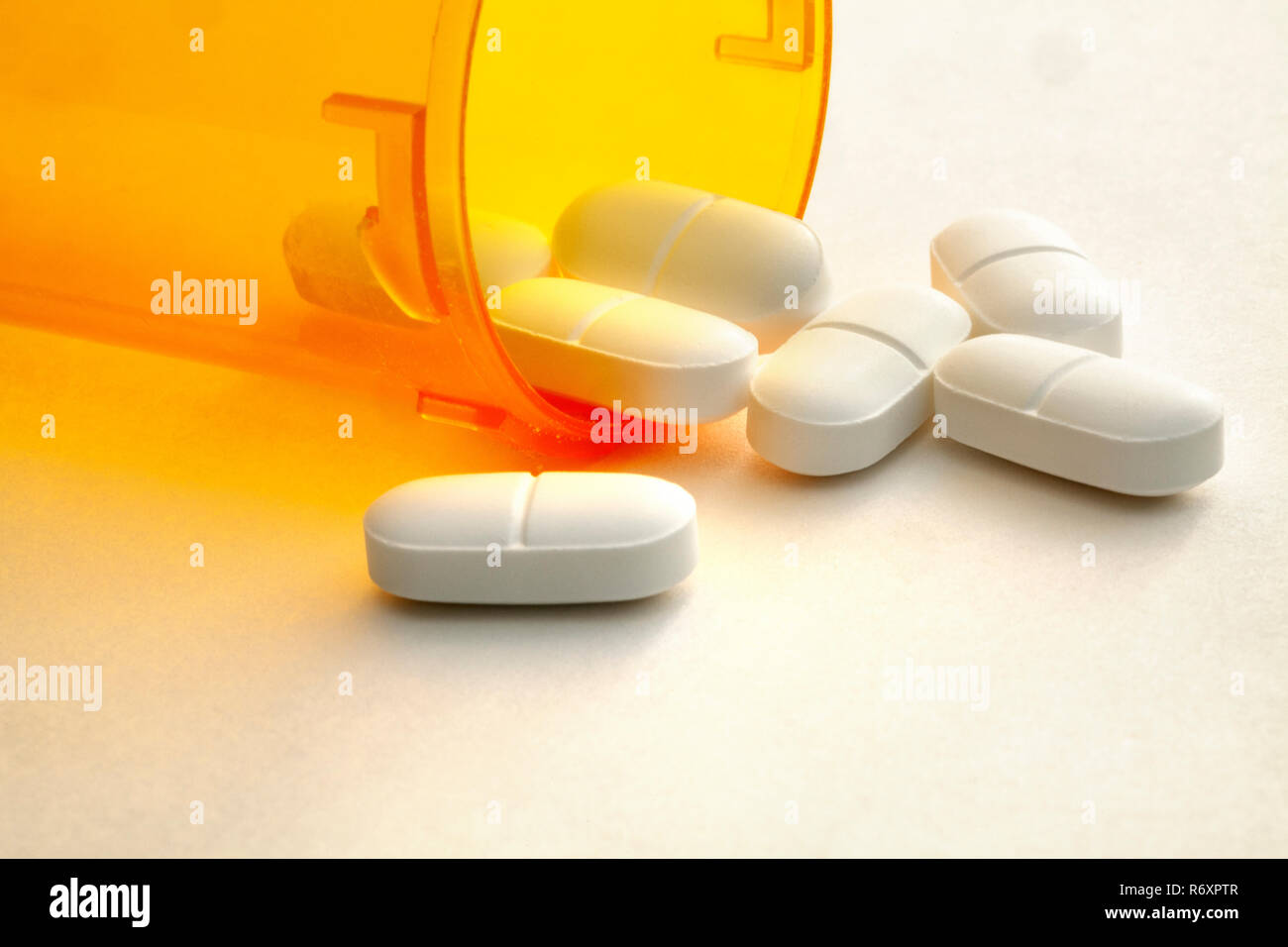 Bottle Acetaminophen \u0026 Acetaminophen Bottle Stock ... Photos Acetaminophen \u0026 Bottle ... Acetaminophen Bottle Stock Photos