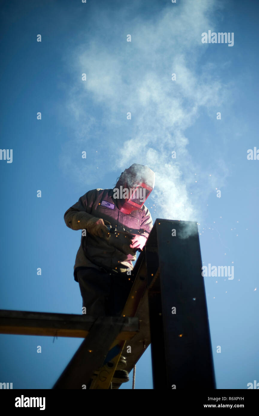 welder arc welding iron beam Stock Photo Alamy