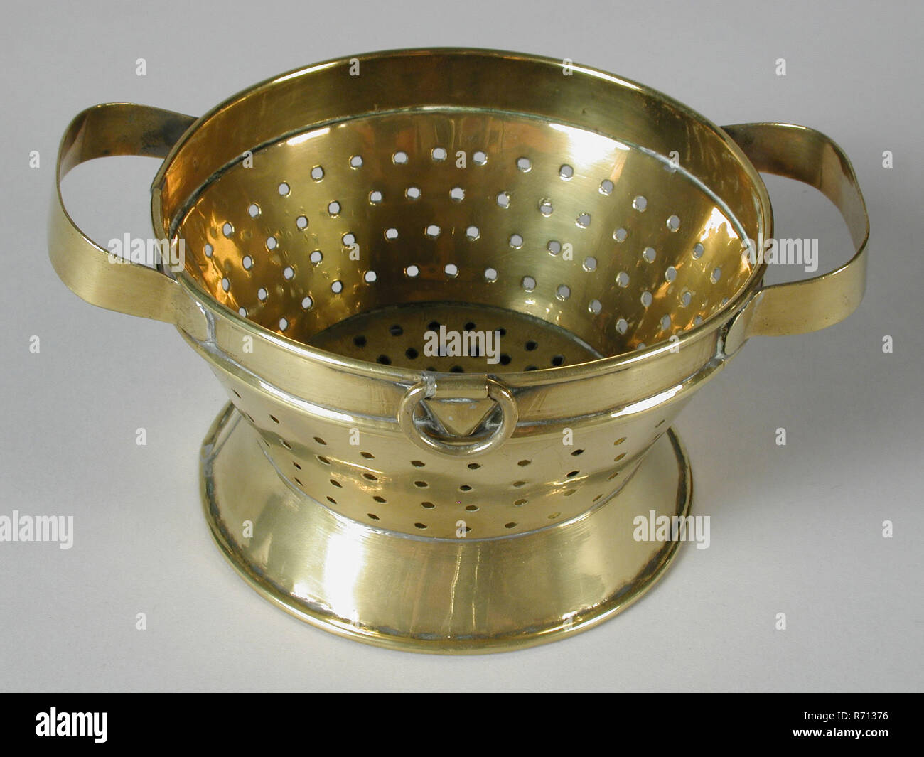 metal worker Gresnich, Yellow copper miniature colander, colander