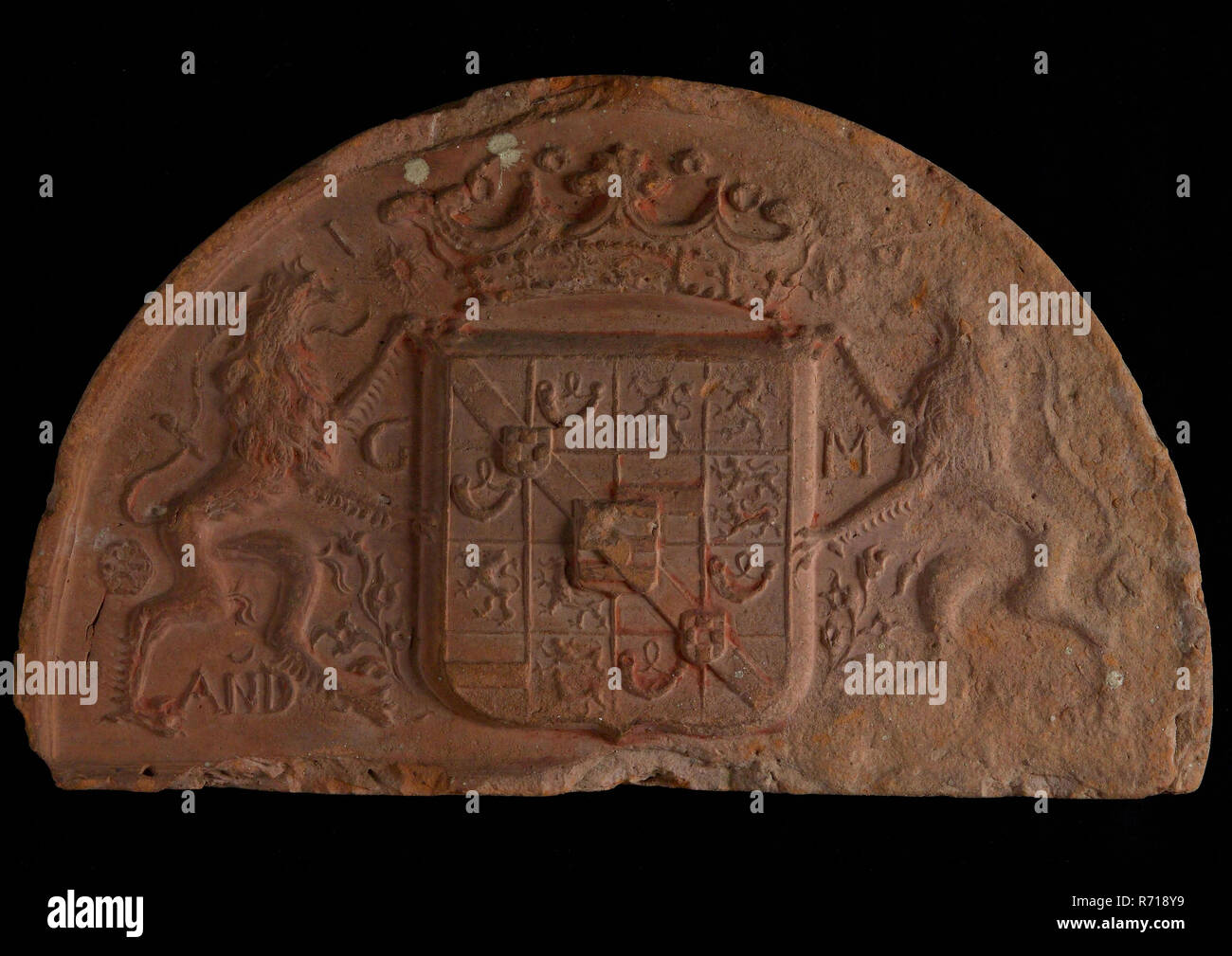 Hearthstone Capstone With The Crowned Coat Of Arms Of Maurits