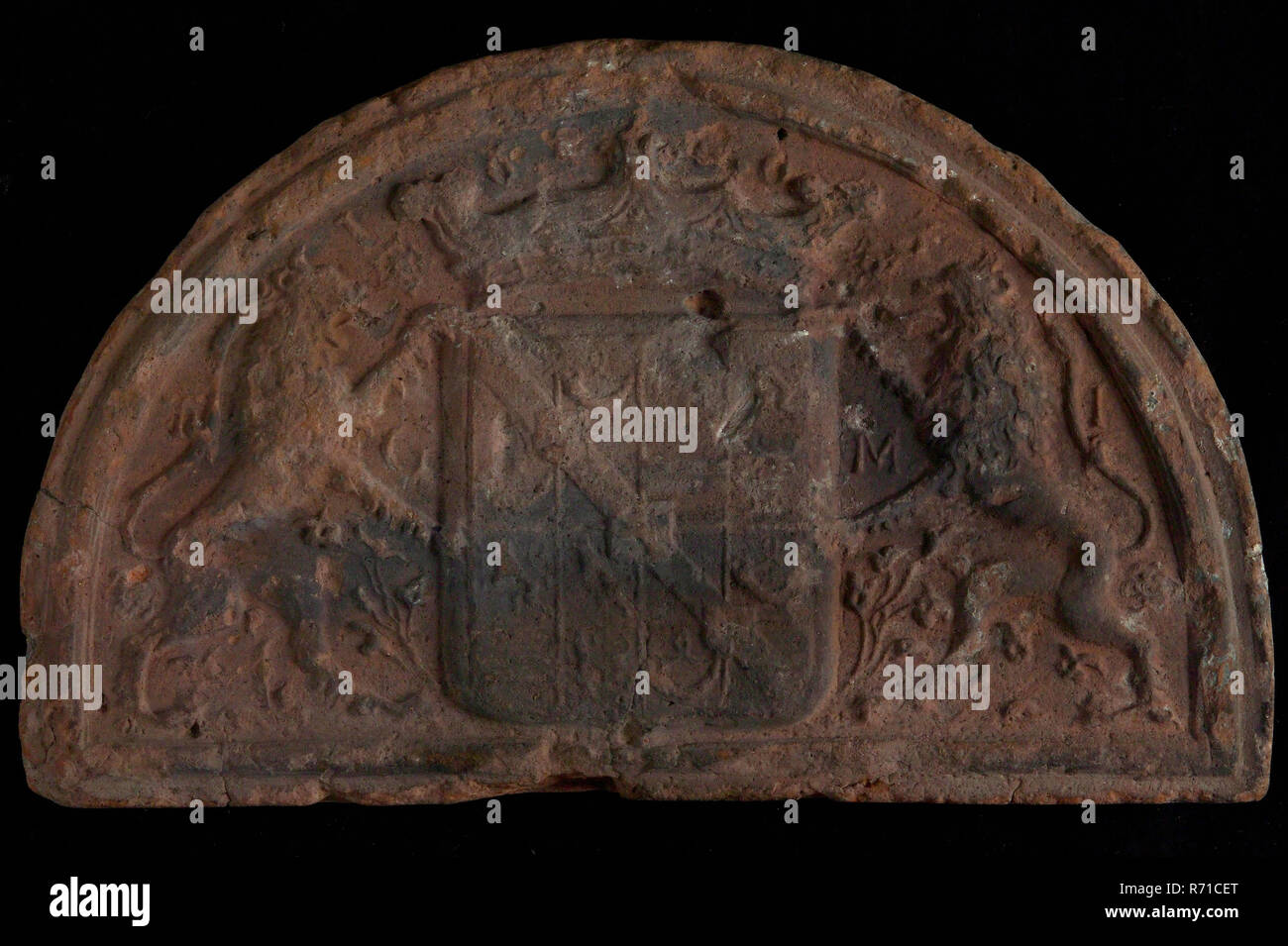 Hearthstone Capstone With Coat Of Arms Of Maurits Van Nassau