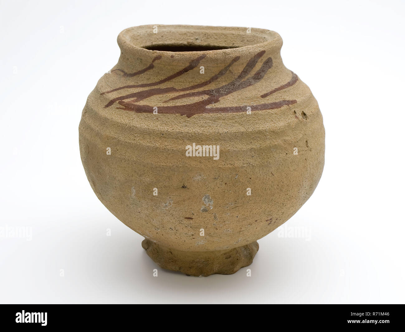 Small reddish pottery pot hires stock photography and images Alamy
