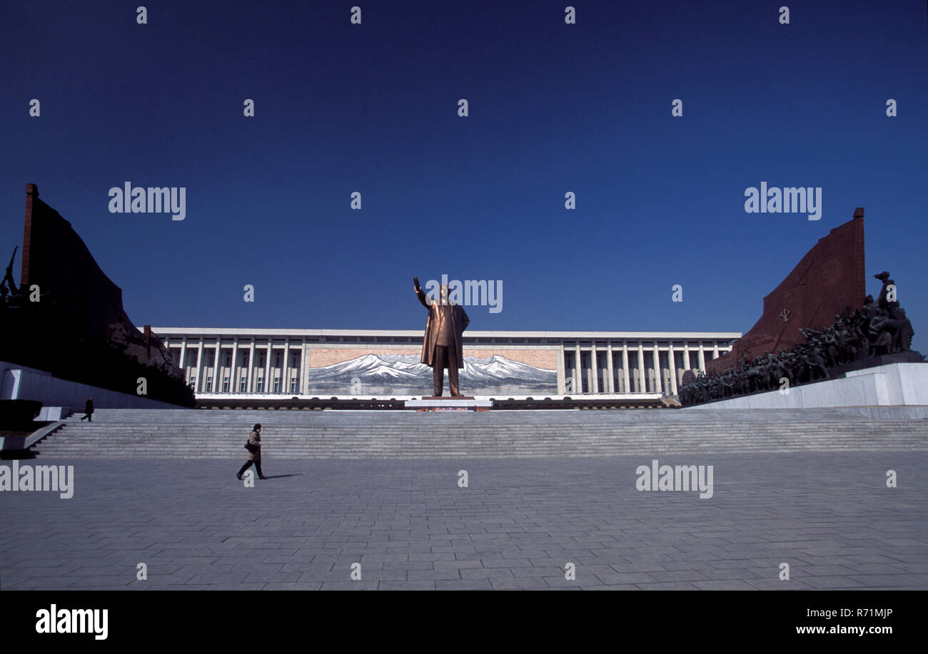 A giant bronze statue of Kim Il Sung dominates a Pyongyang hilltop