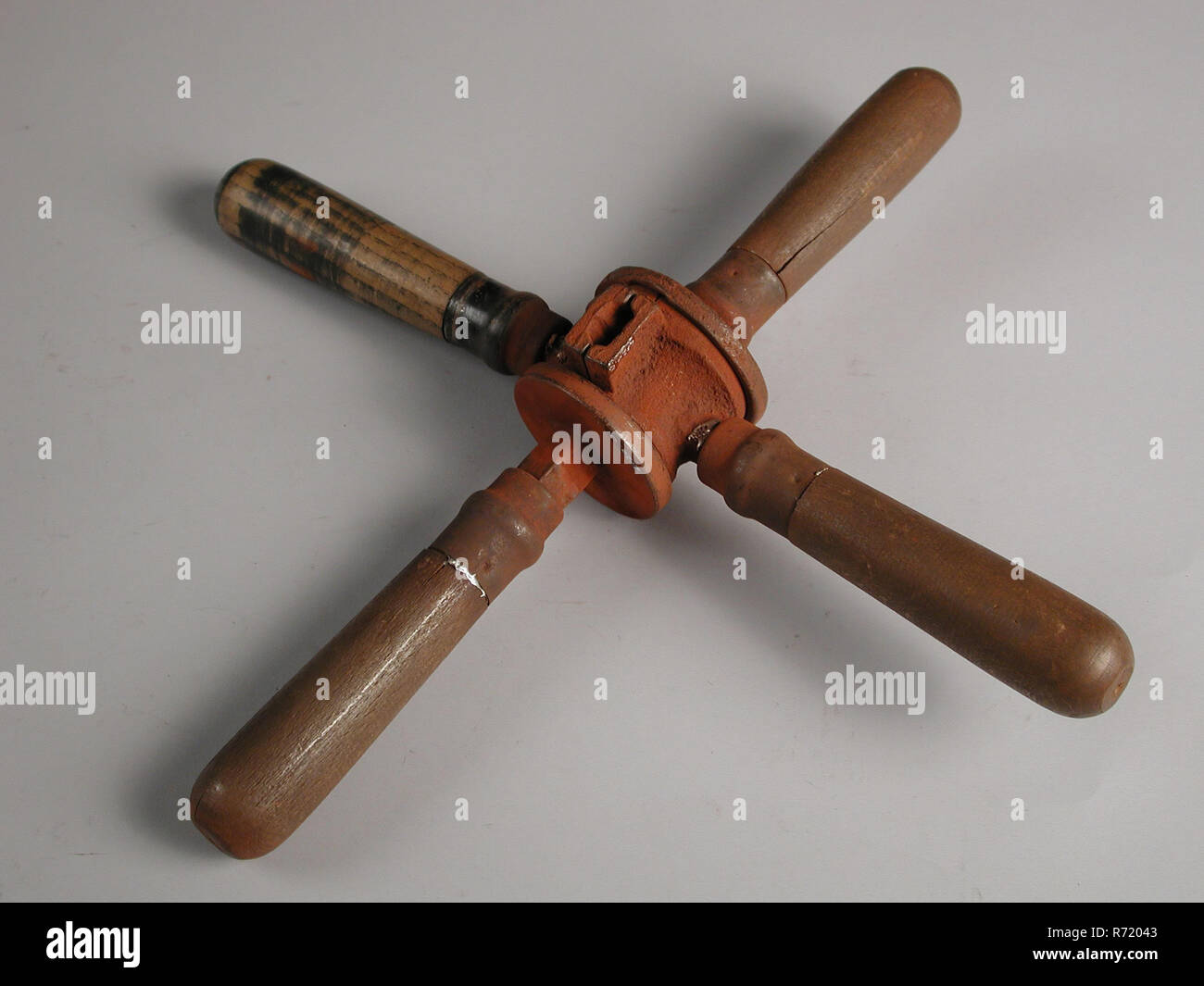 Casting tools hi-res stock photography and images - Alamy
