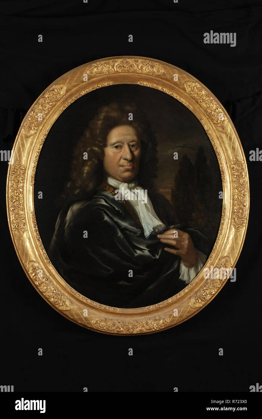 Pieter van der Werff, Portrait of man from the Visch or Schepers family, portrait painting canvas linen oil painting canvas, Oval portrait of man from the genus Visch or Schepers In oval gold-plated frame with decorations signature: P: vr. WErff fecit Rotterdam Kralingen Stock Photo