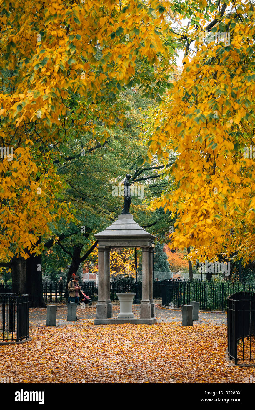 Autumn Color At Tompkins Square Park In The East Village New York City Stock Photo Alamy