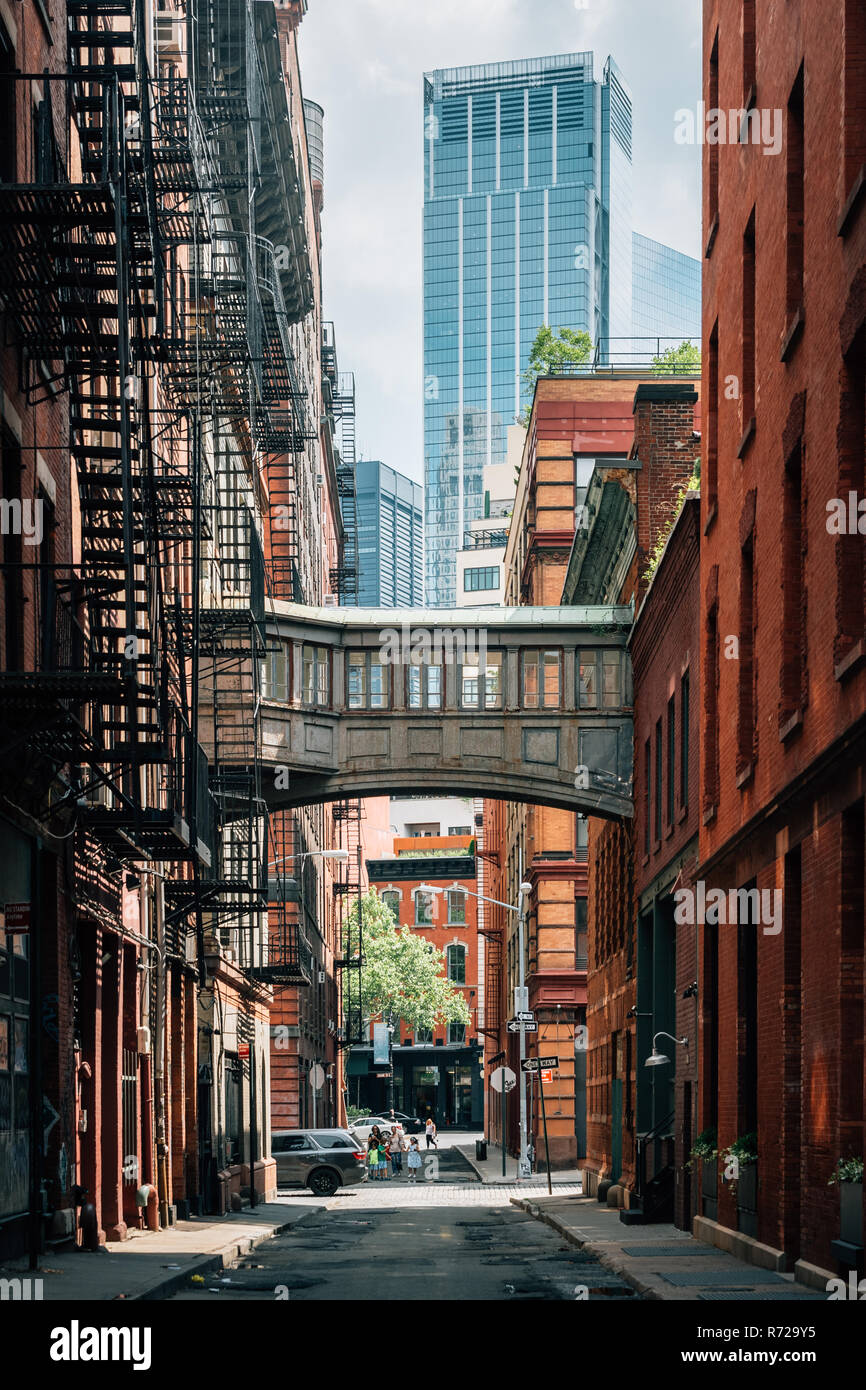 The Staple Street Skybridge, in Tribeca, Manhattan, New York City Stock