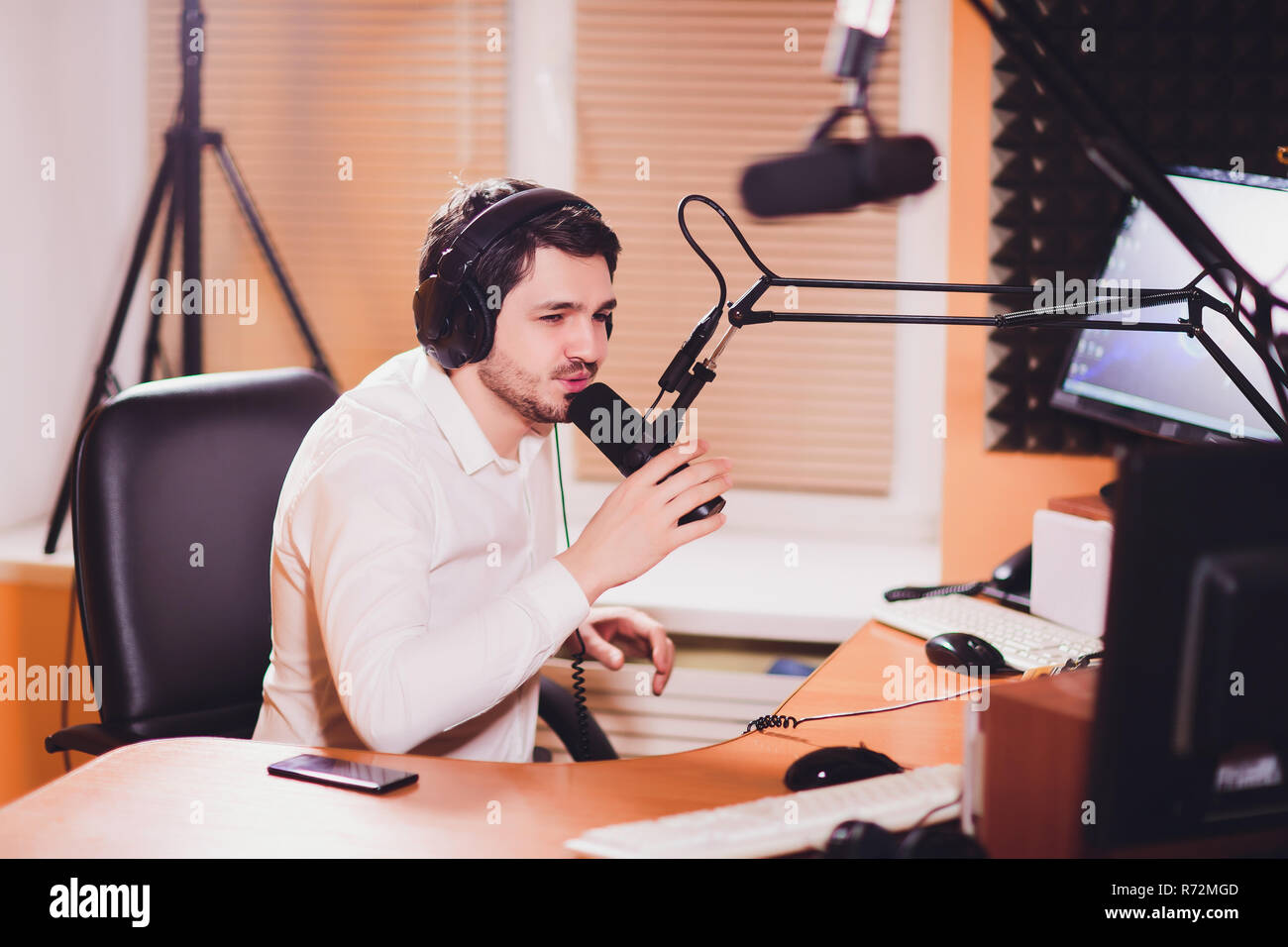 Portrait radio host using hi-res stock photography and images - Alamy