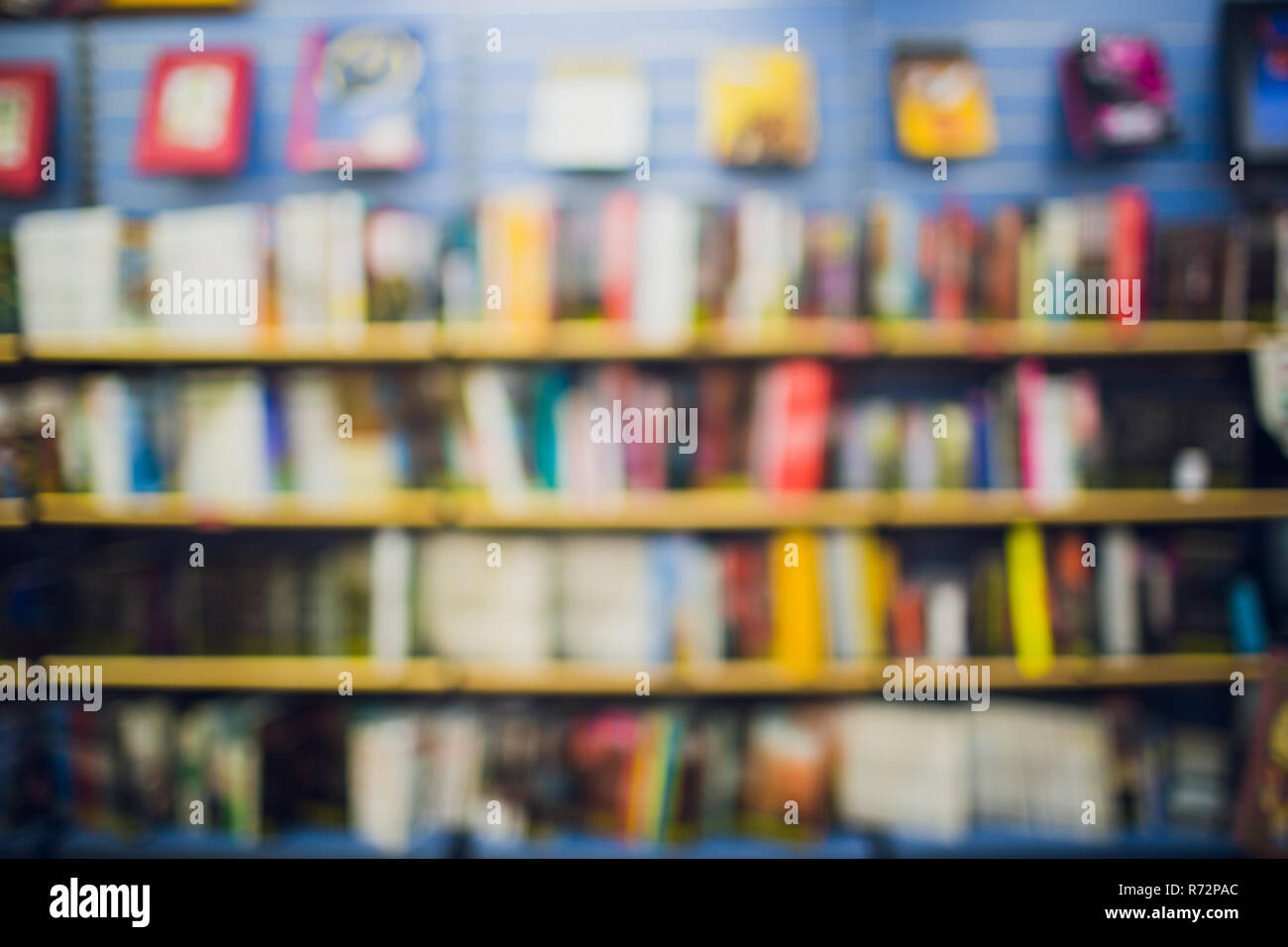 Old comic book cover texture hi-res stock photography and images - Alamy