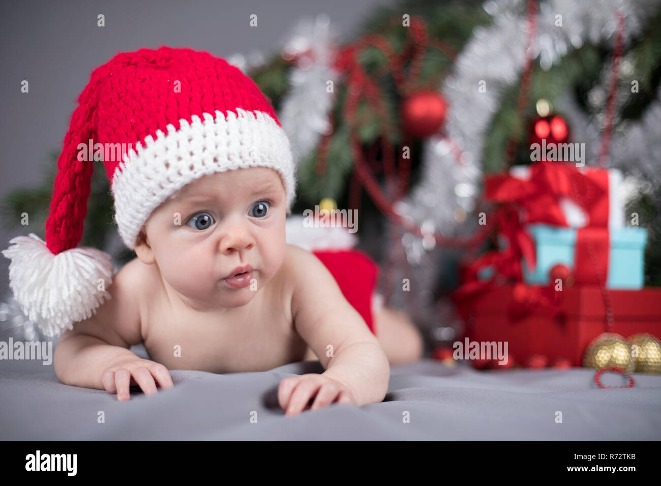 Baby S First Christmas Picture With Santa Vs The