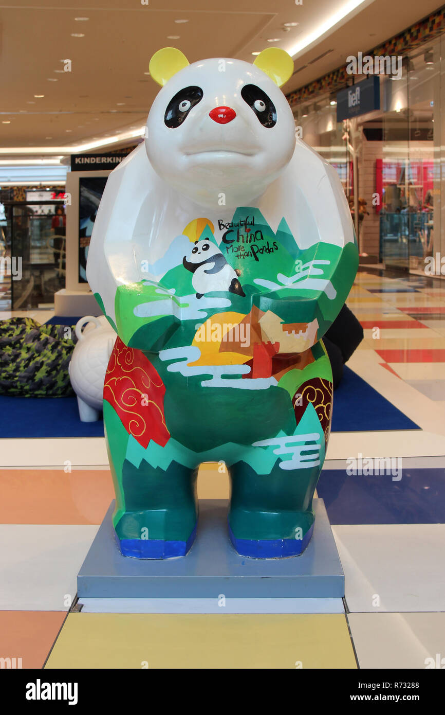 Bear statue in Berlin (Germany Stock Photo Alamy