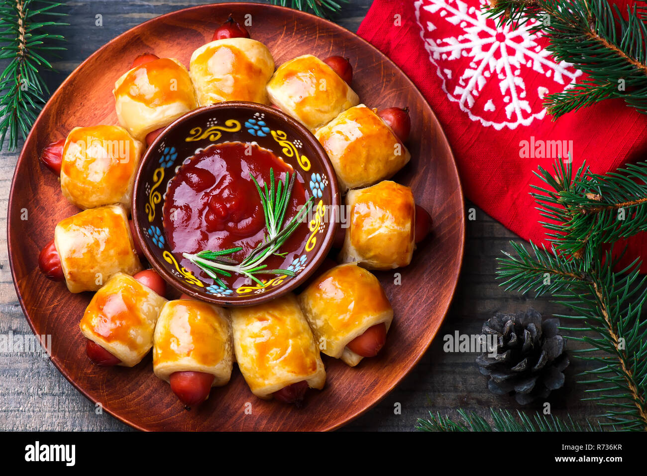 Christmas sausage rolls hi-res stock photography and images - Alamy