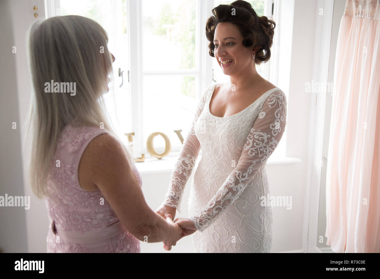 mother of the bride morning wedding