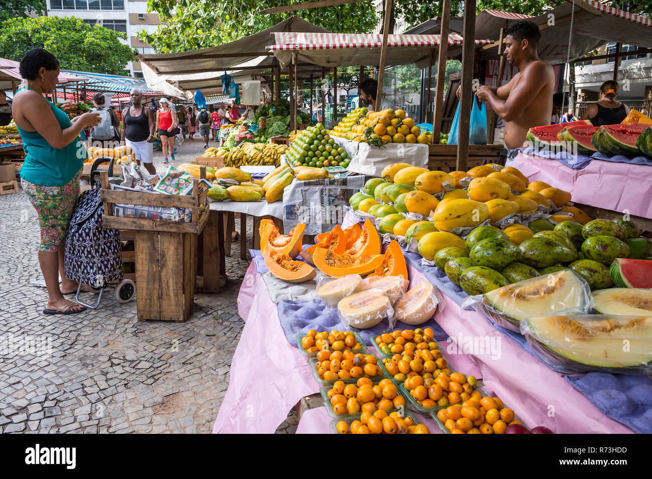 Market stall brazilian tourism hi-res stock photography and images - Alamy
