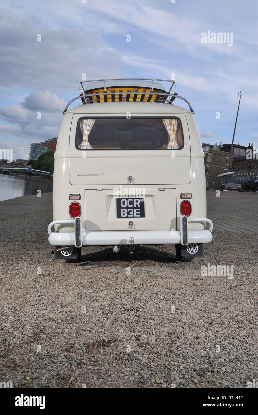 1967 VolksWagen Devon splitscreen camper van Stock Photo Alamy