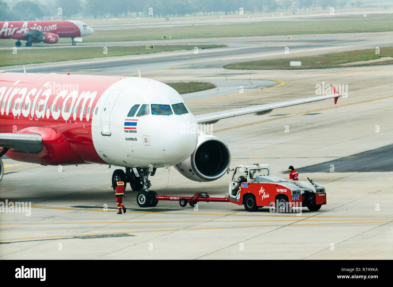 Thai AirAsia On Pushback Bangkok Airport Thailand Stock Photo Alamy
