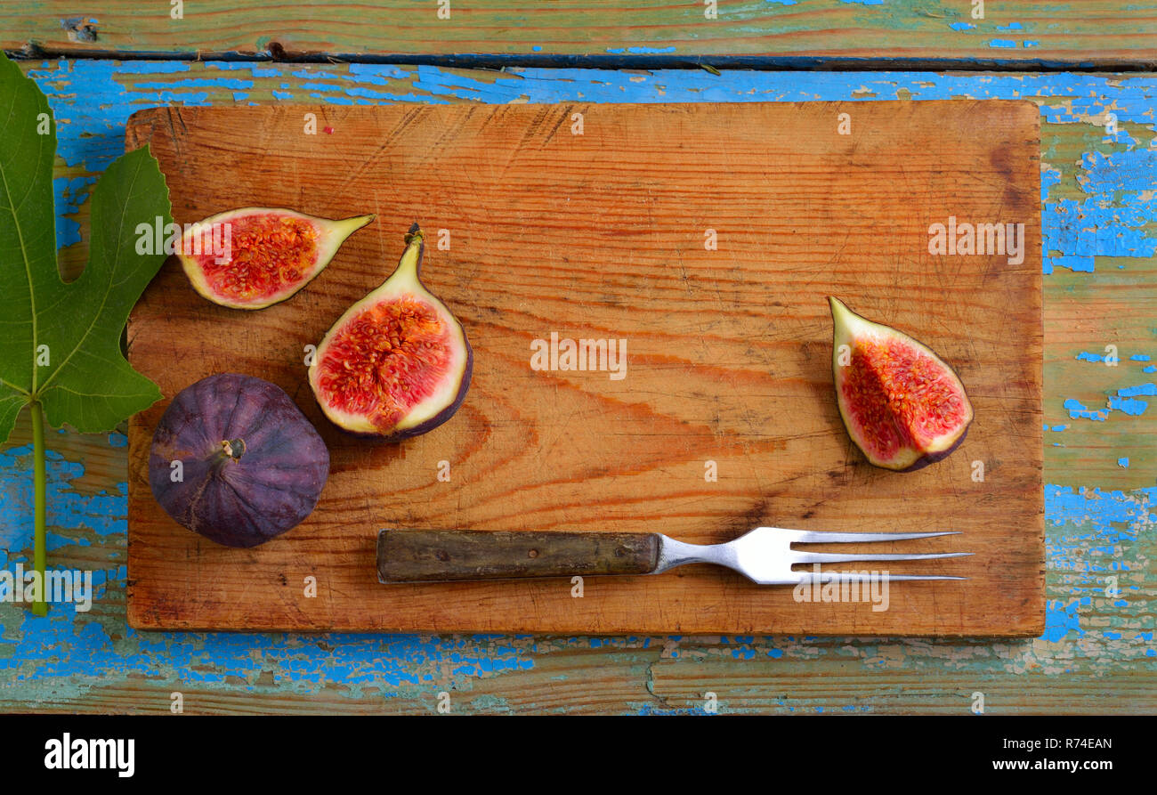 Figs on board Stock Photo Alamy