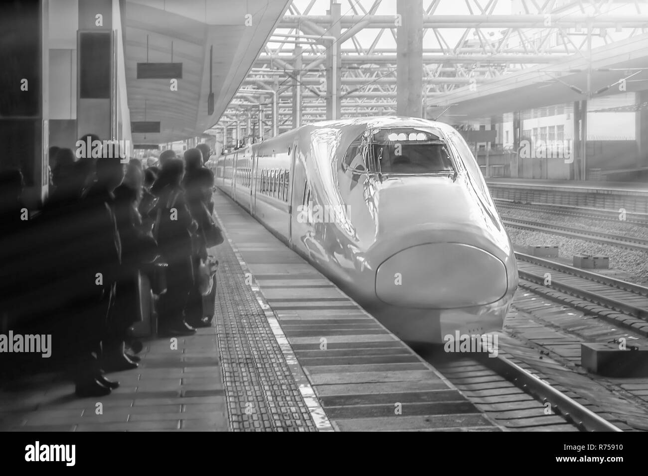 China High Speed Train Black And White Stock Photos Images Alamy China High Speed Train Black And White Stock Photos Images Alamy