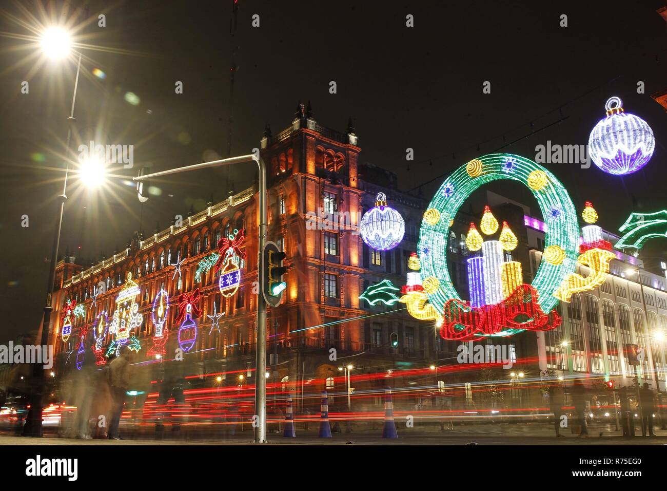 Medellin Colombia 07th December 2018 Traditional Christmas Lights In Medellin Colombia 07 December 2018 26 Million Led Bulbs Give Life To The Christmas Lights Of The City Which This Year Pay Tribute