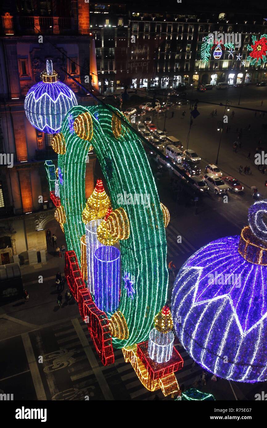 Medellin Colombia 07th December 2018 Traditional Christmas Lights In Medellin Colombia 07 December 2018 26 Million Led Bulbs Give Life To The Christmas Lights Of The City Which This Year Pay Tribute To The Natural Wonders Of Colombia Efe Luis