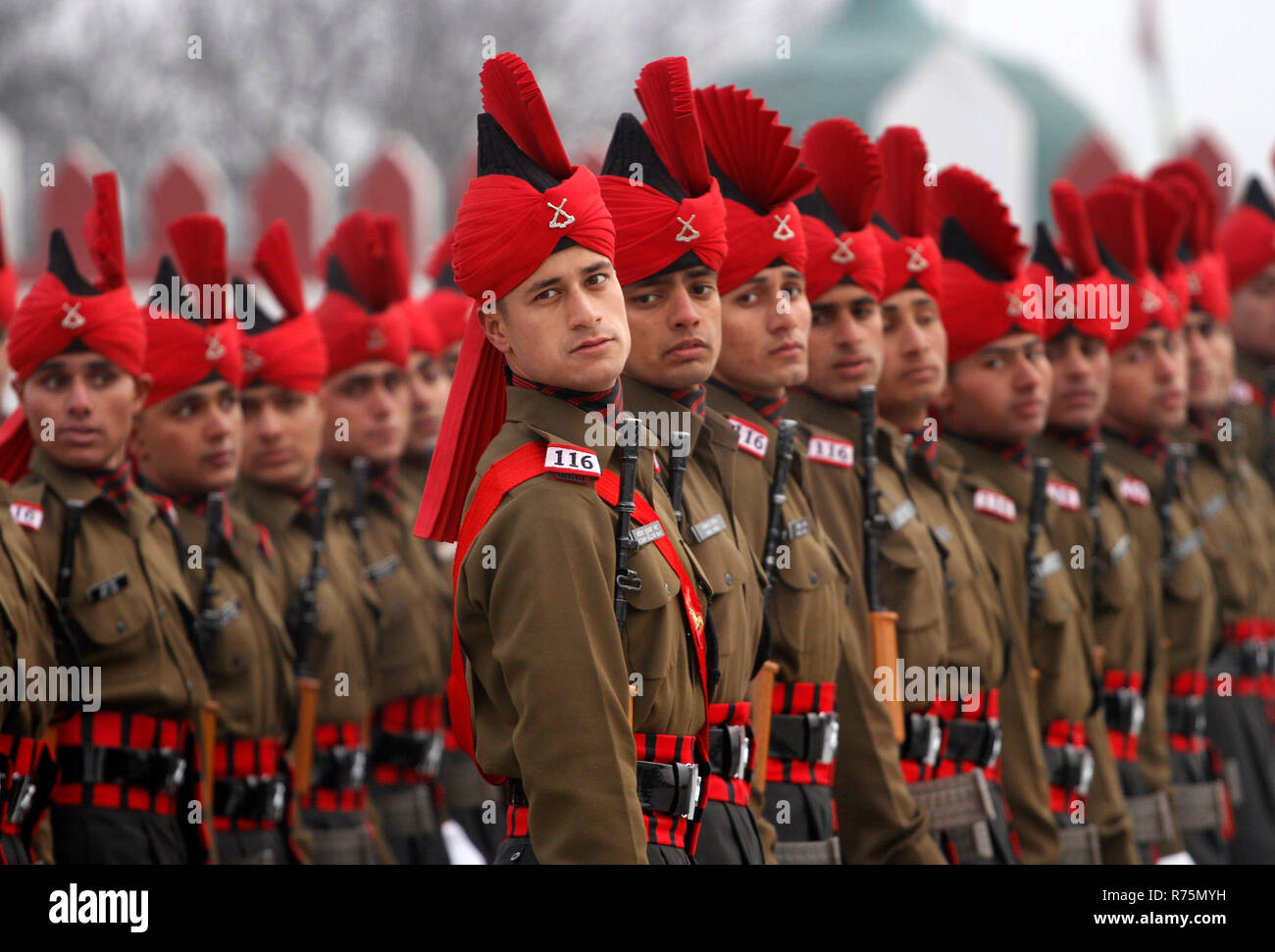 Srinagar, Indian-controlled Kashmir. 8th Dec, 2018. Recruits of Indian ...
