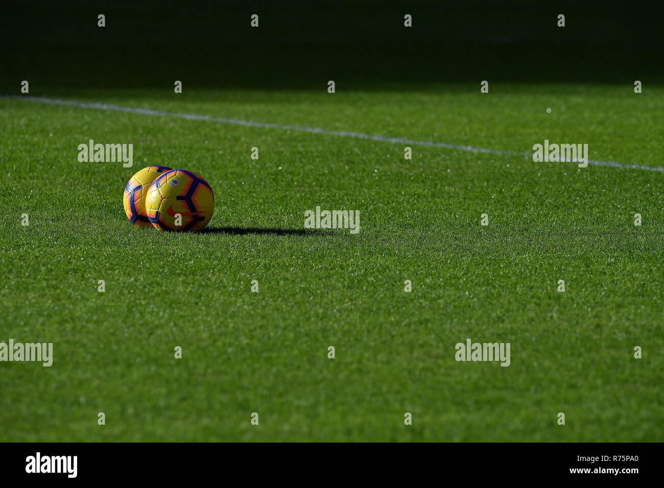 Nike merlin football hi-res stock photography and images - Alamy