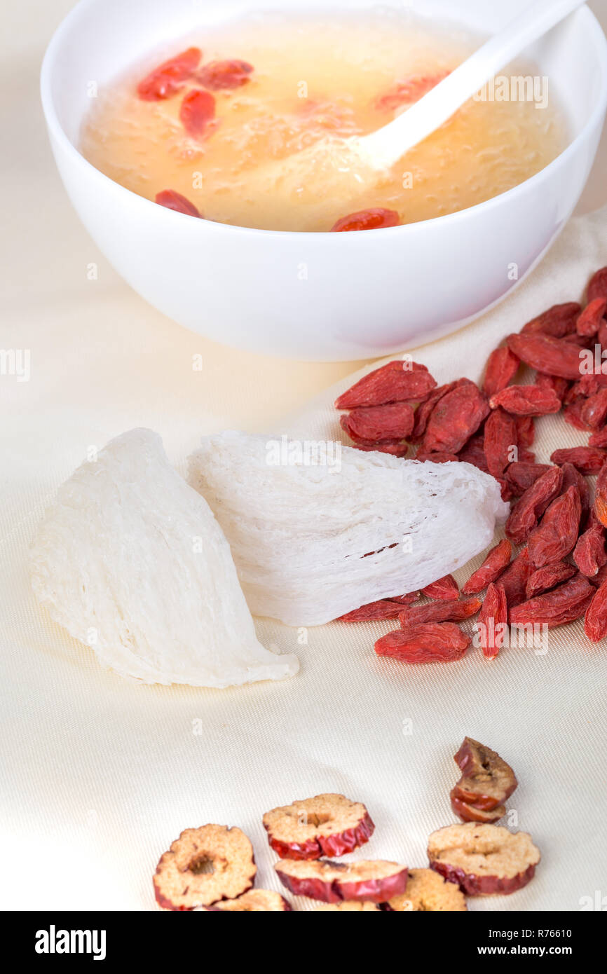 Chinese traditional cuisine bird's nest Stock Photo Alamy