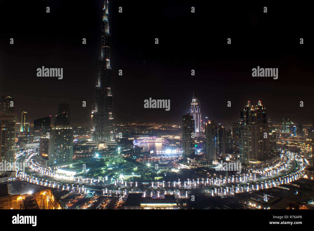 Burj Khalifa New Year 2015 fireworks display Stock Photo - Alamy