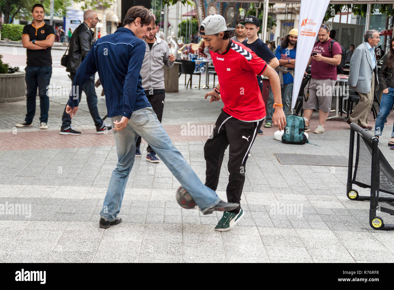 Soccer nutmeg hi-res stock photography and images - Alamy