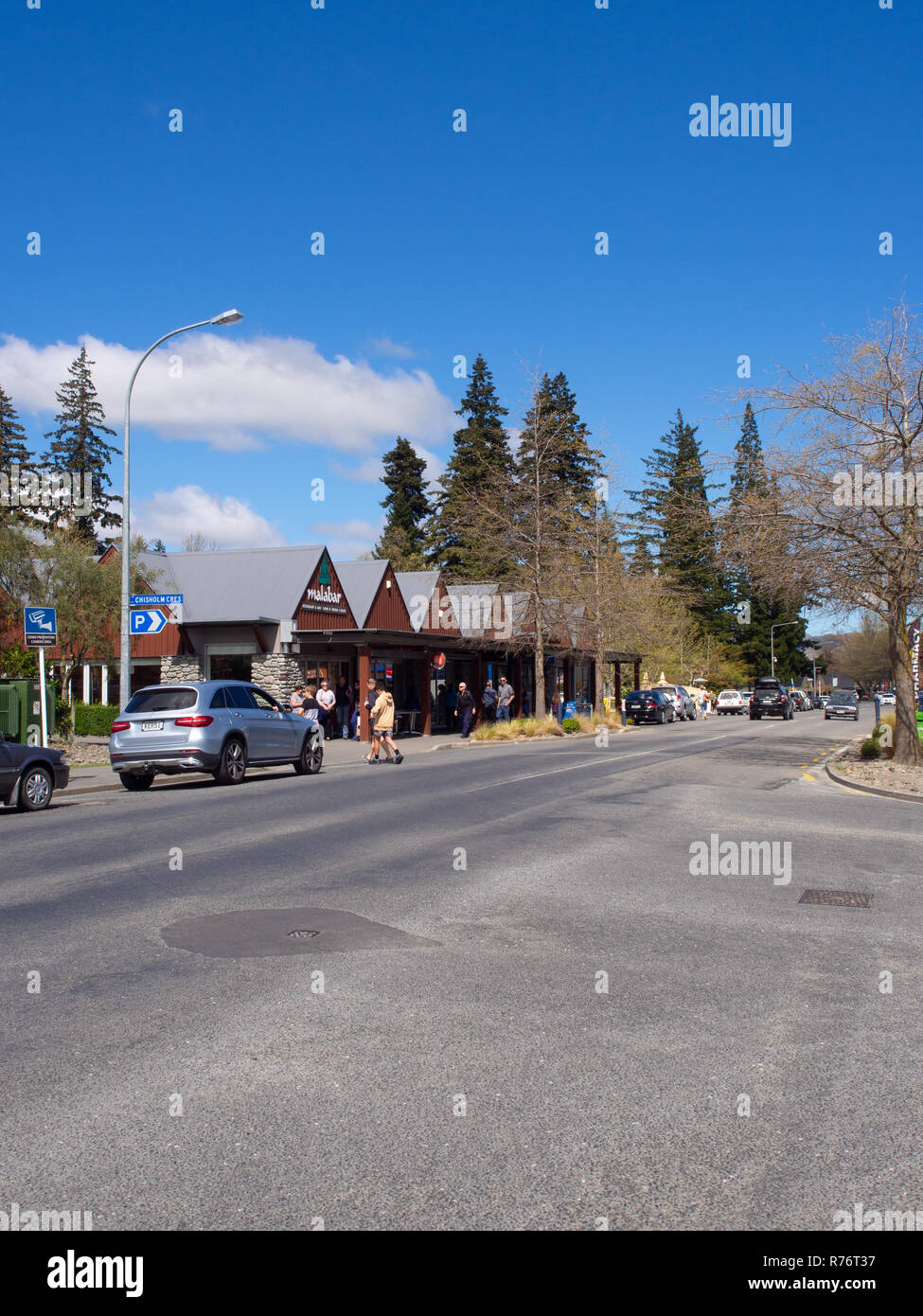 Main Street In Hanmer Springs Stock Photo Alamy