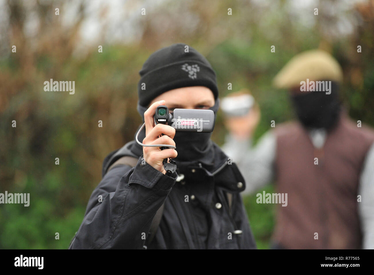 Hunt saboteurs hires stock photography and images Alamy