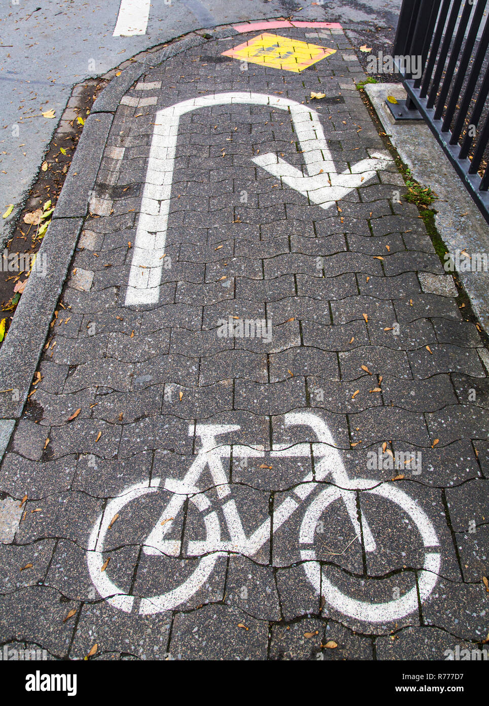 Cycle path marking on a pavement Stock Photo Alamy