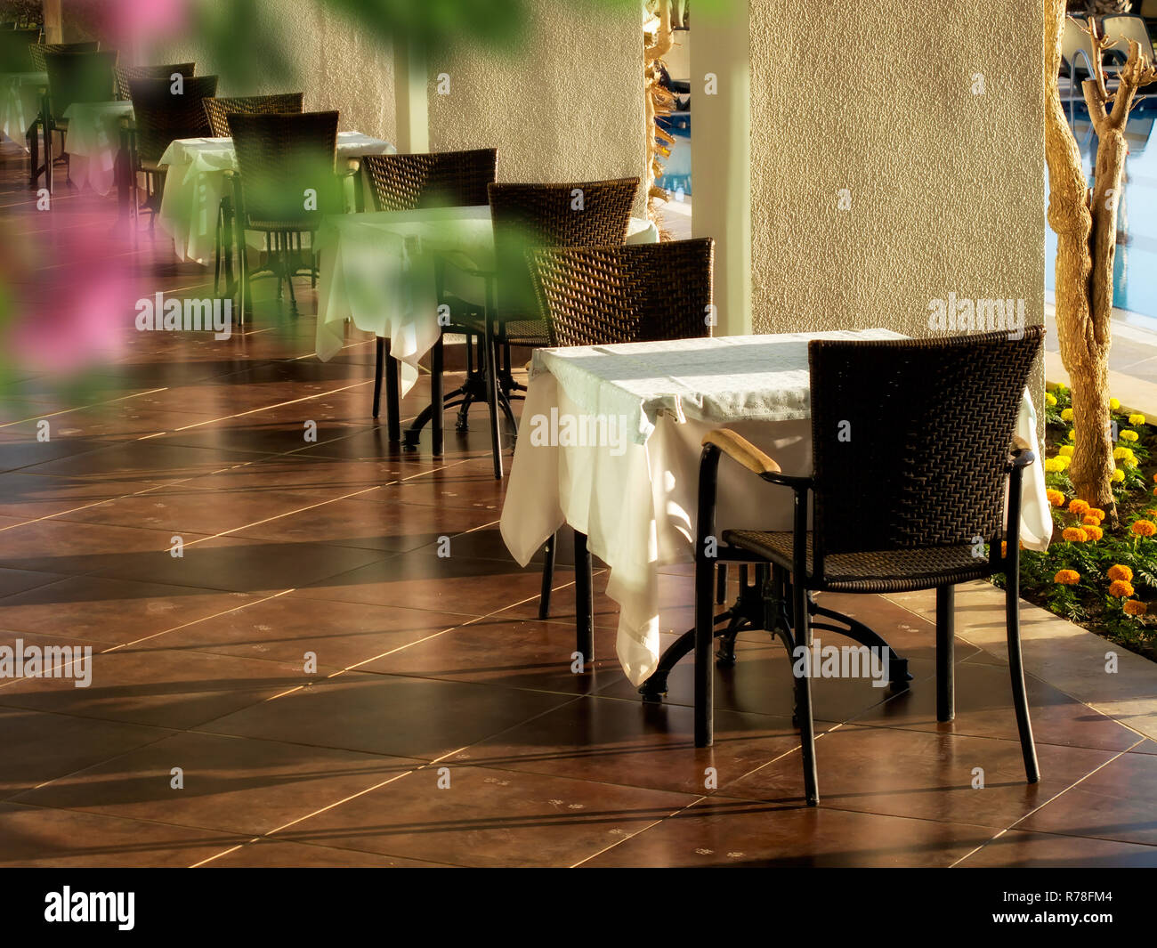 tables and chairs Stock Photo - Alamy