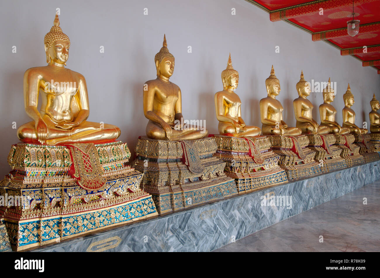 Buddha statues in Wat Pho, Temple of the Reclining Buddha, official