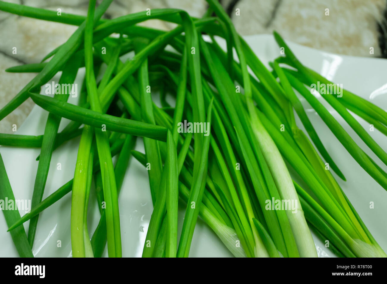 Sprig spring onion vegetable hi-res stock photography and images - Alamy