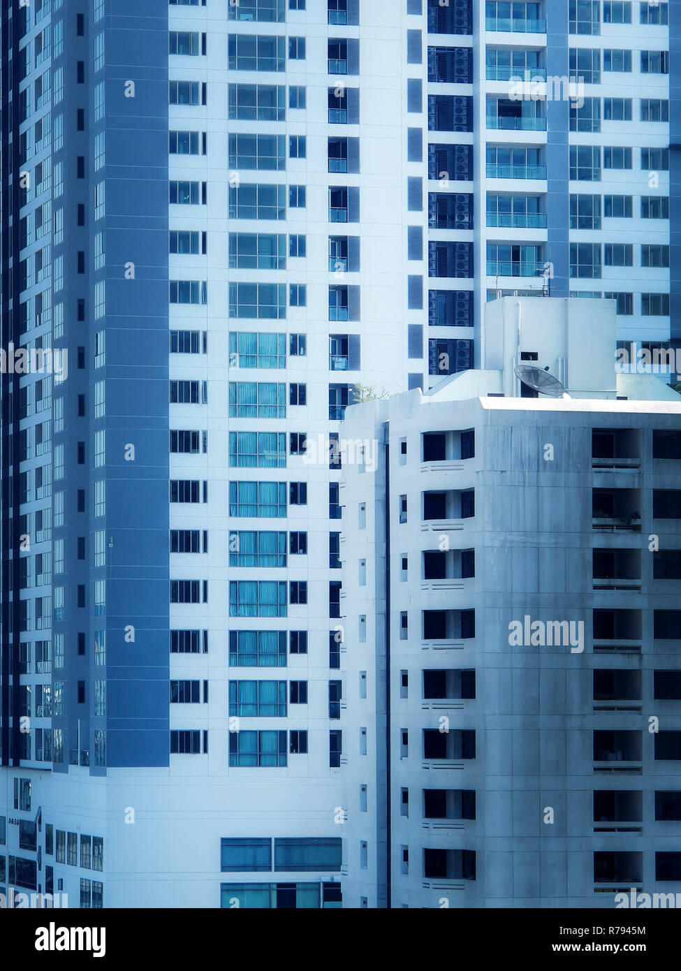 Bangkok downtown skylines hi-res stock photography and images - Alamy