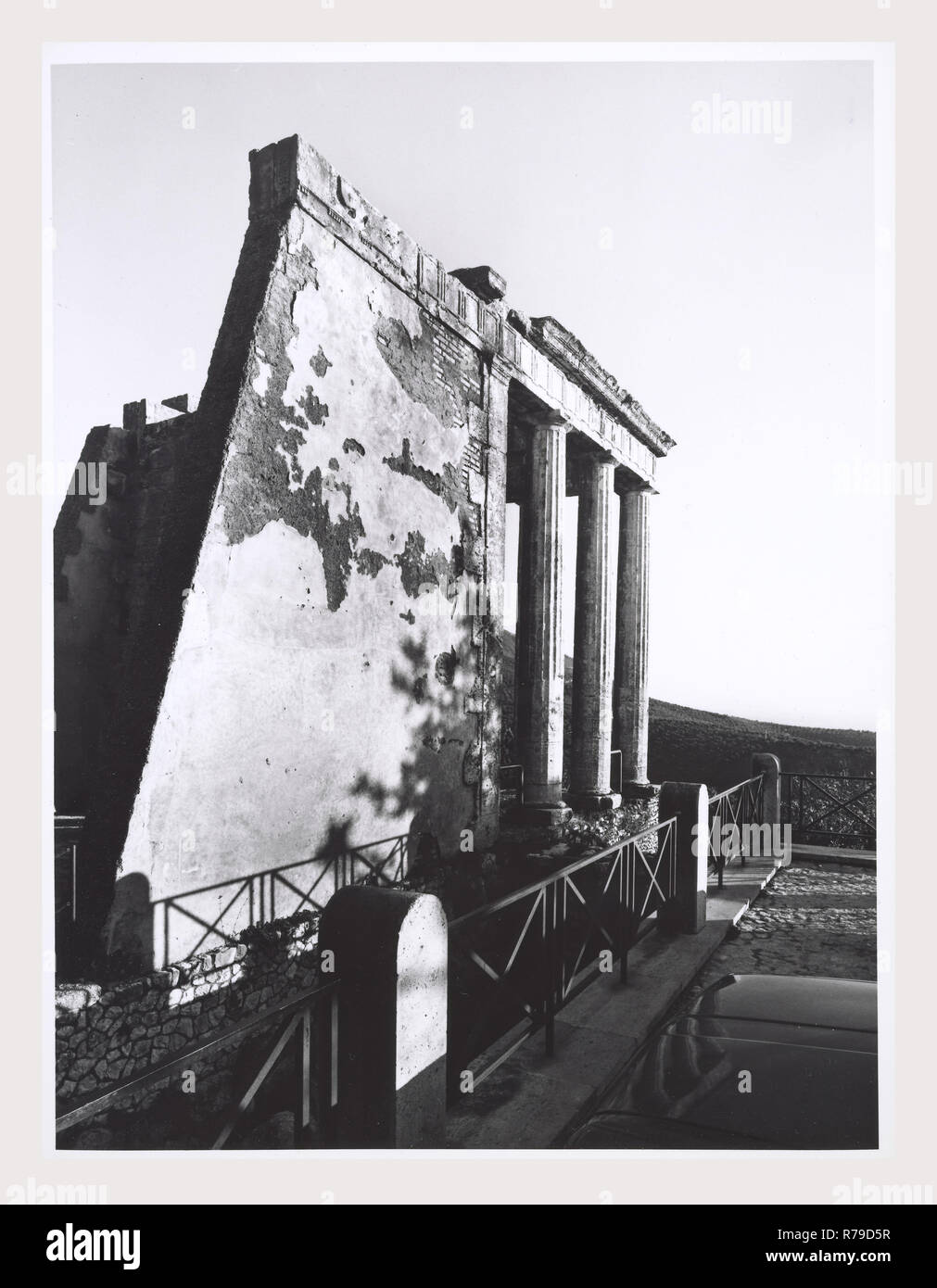 Lazio Latina Cori Temple of Hercules, this is my Italy, the italian country of visual history, Distant views, medium range views and detailed views of the temple remains. Antiquities Architecture, architectural sculpture. According to an inscription, the so-called Temple of Hercules the actual dedication of the temple is not known was built by the duumvirs M. Manlius and L. Turpilius in the 1st century B.C. It is constructed of travertine with traces of stucco revetment. Much of the building has been restored Stock Photo